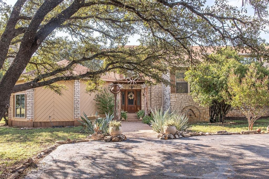 House in Brady, Texas, United States 1 - 16517258
