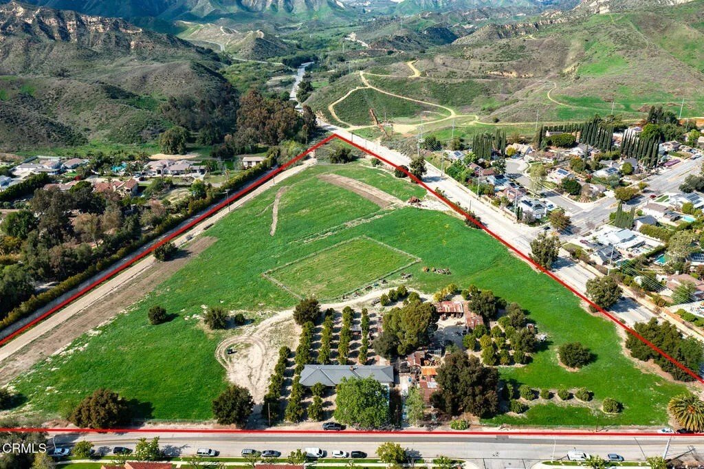 Simi Valley, California, United States 1 - 16521096