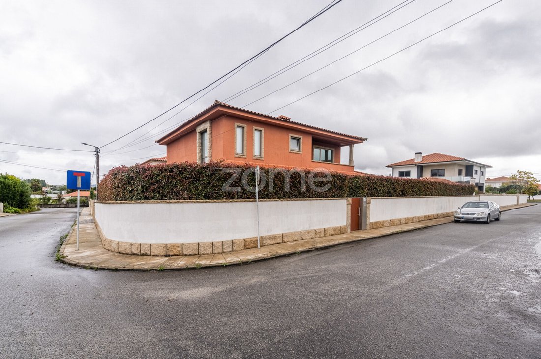 Casa en Ronfe, Braga, Portugal 1 - 16529882