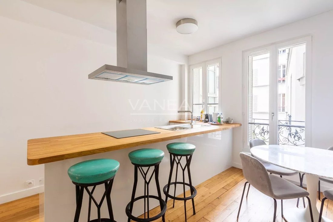 Apartment in Gros Caillou, Paris 7e Arrondissement, Paris 4 - 16529046