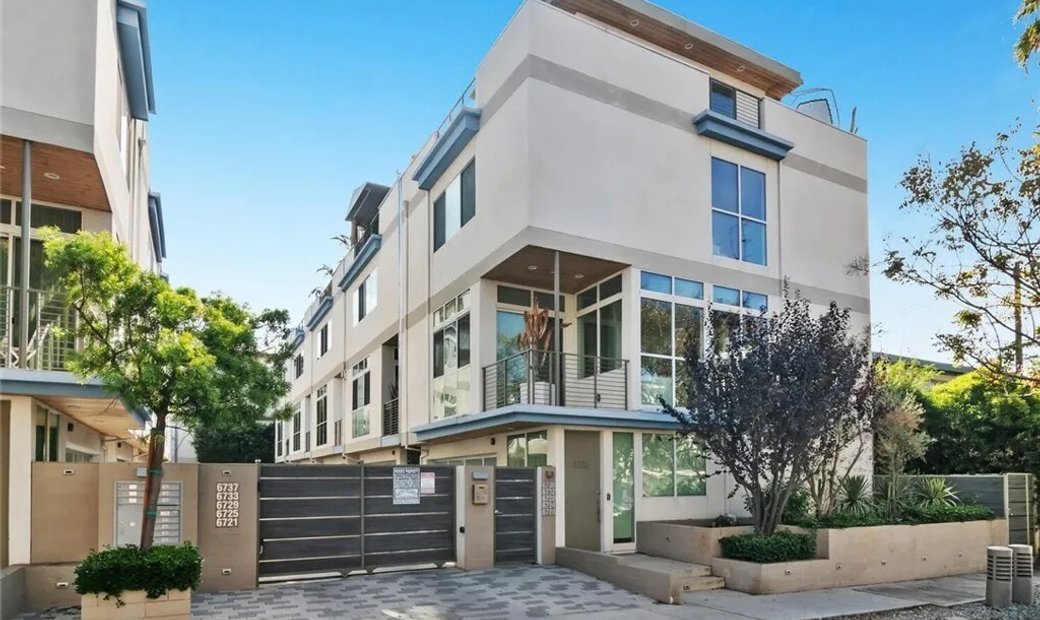 Curated Luxury Condominium Values In Los Angeles Gallery View