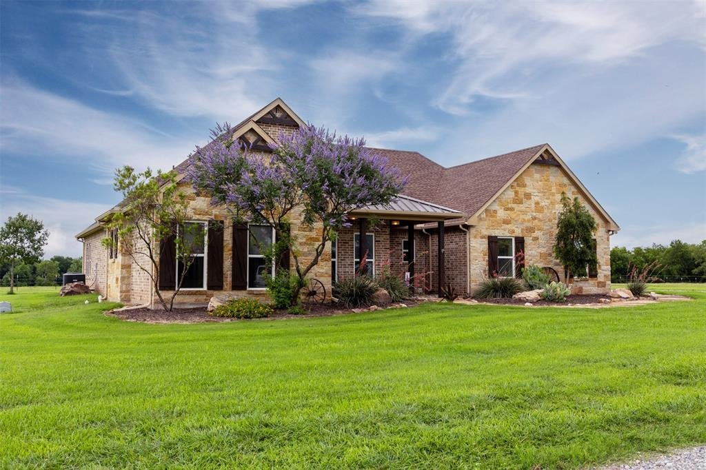 House in Van Alstyne, Texas, United States 4 - 16515902