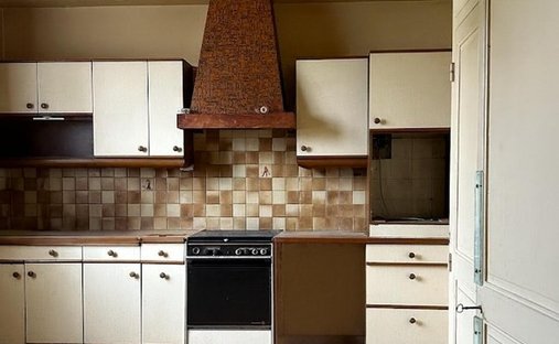 Castle for Sale in Saint-Leu-la-Forêt, Île-de-France, France