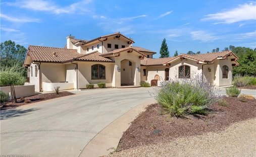 House in Bradley, California, United States 1