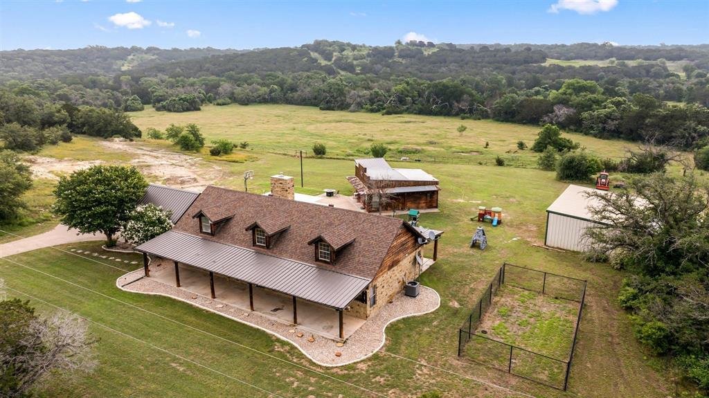 House in Bluff Dale, Texas, United States 1 - 16515371