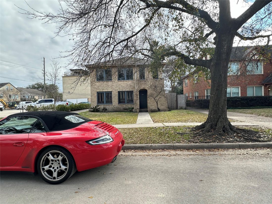 Houston, Texas, United States 4 - 16529715