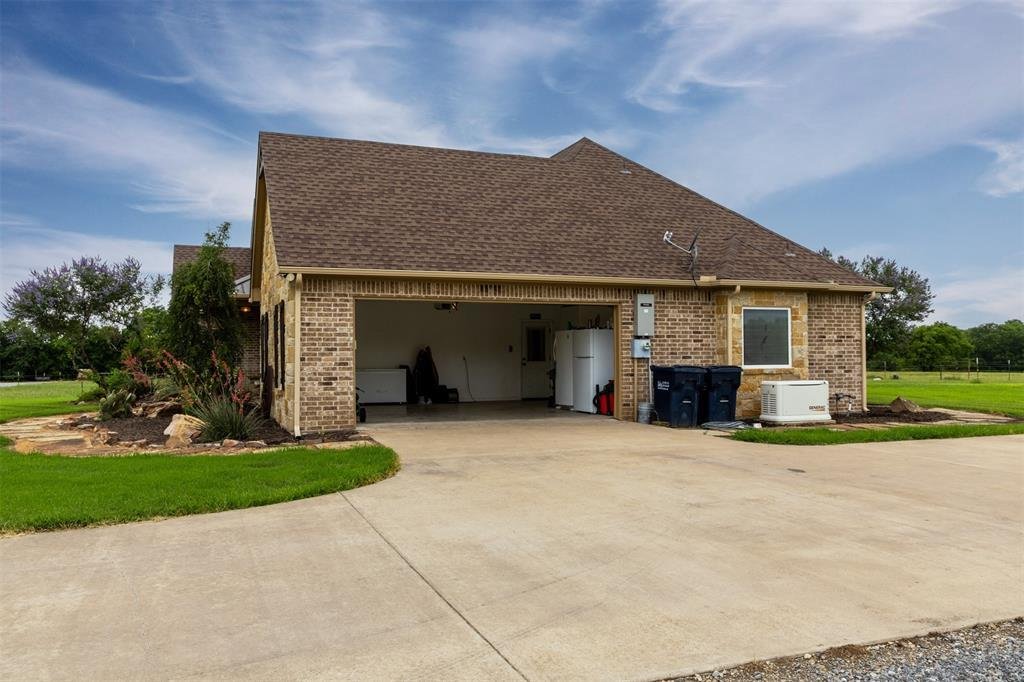 House in Van Alstyne, Texas, United States 5 - 16515902