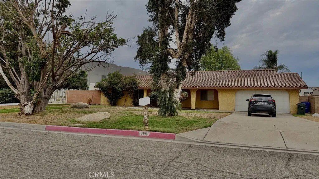 House in Fontana, California, United States 4 - 16524255