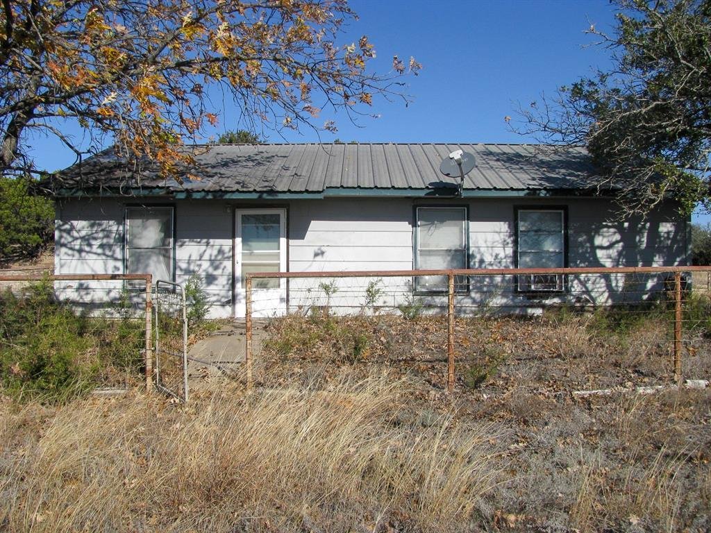 House in Evant, Texas, United States 1 - 16516130