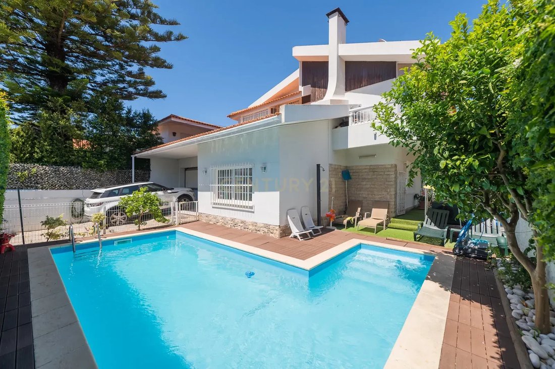 Villa in Cascais e Estoril, Lisbon, Portugal 1 - 15873834