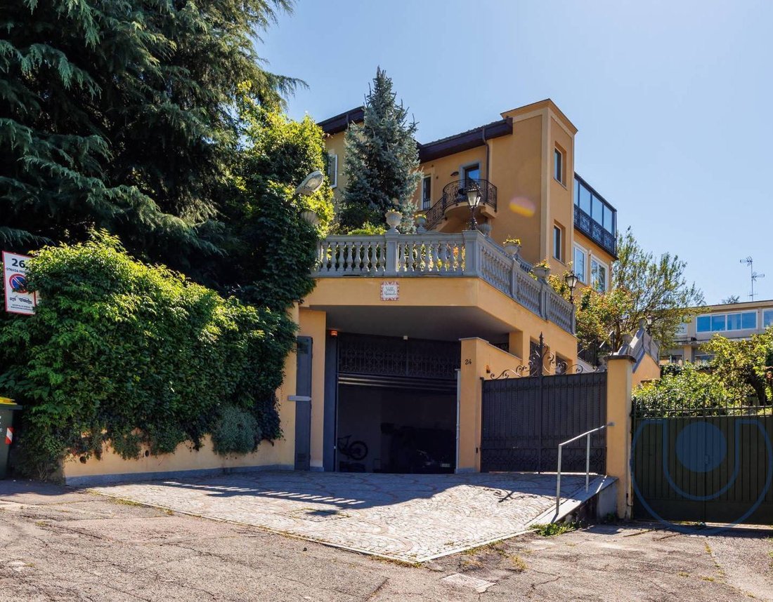 House in Cavoretto, Turin, Italy 3 - 16529867