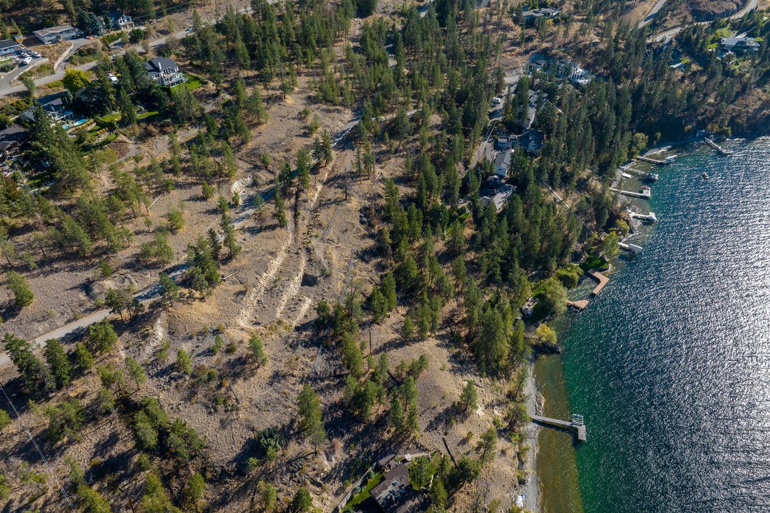 Land in Kelowna, British Columbia, Canada 4 - 16530390