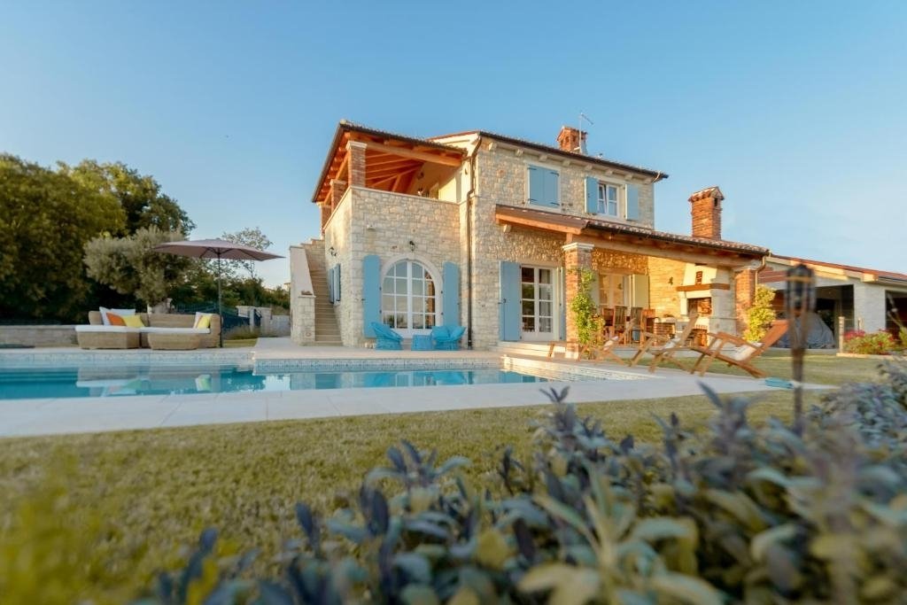 Villa in Sveti Lovrec Pazenaticki, Istria County, Croatia 4 - 16530006