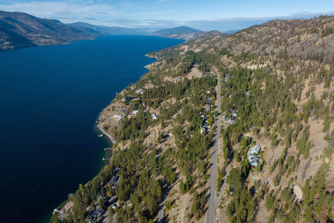 Land in Kelowna, British Columbia, Canada 2 - 16530366