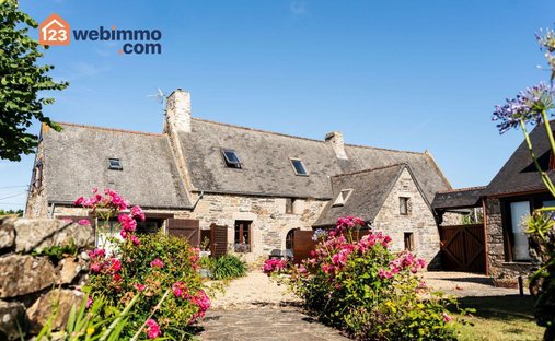 Maison à Trédrez-Locquémeau, Bretagne, France 1