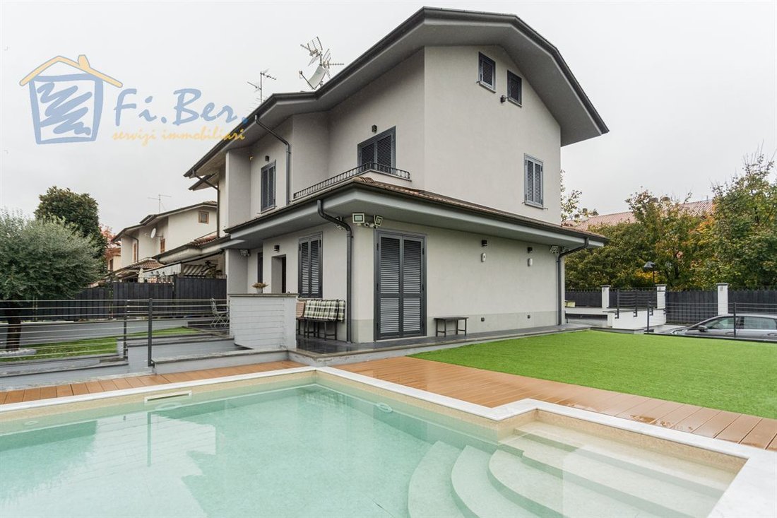 Villa in Seggiano, Pioltello, Lombardei 1 - 16530988