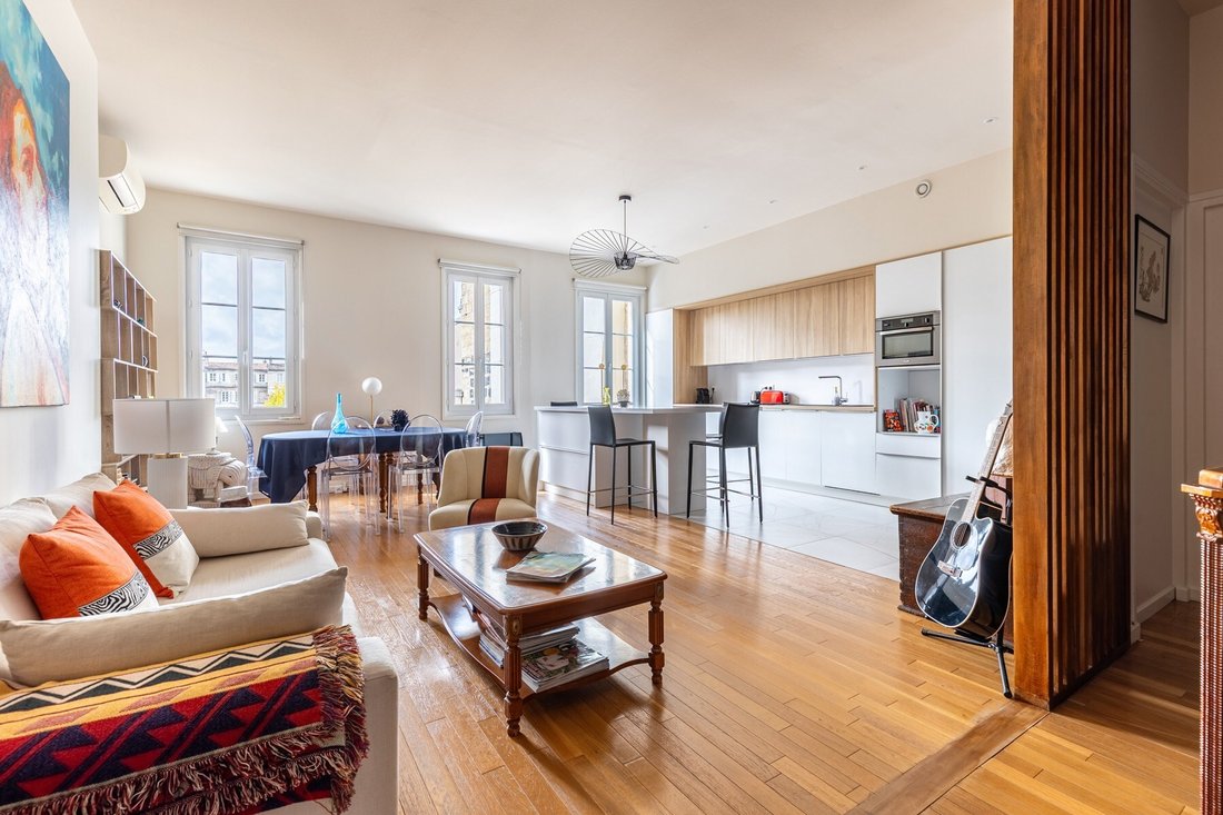 Apartment in Hôtel de Ville-Quinconce-Saint Seurin-Fondaudège, Bordeaux, France 2 - 16530998