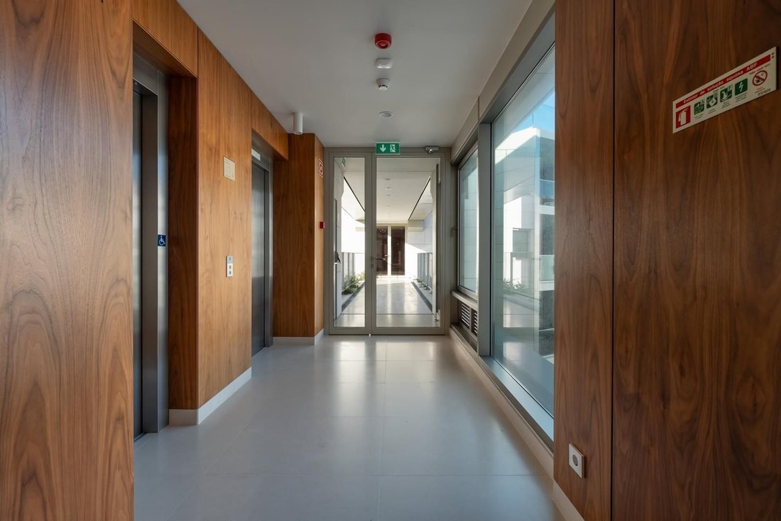 Apartment in Cascais e Estoril, Lisbon, Portugal 5 - 16532636