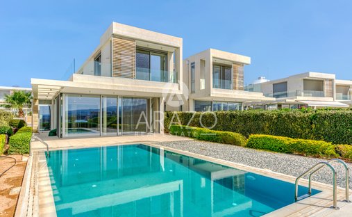 Villa in Peyia, Paphos, Cyprus 1