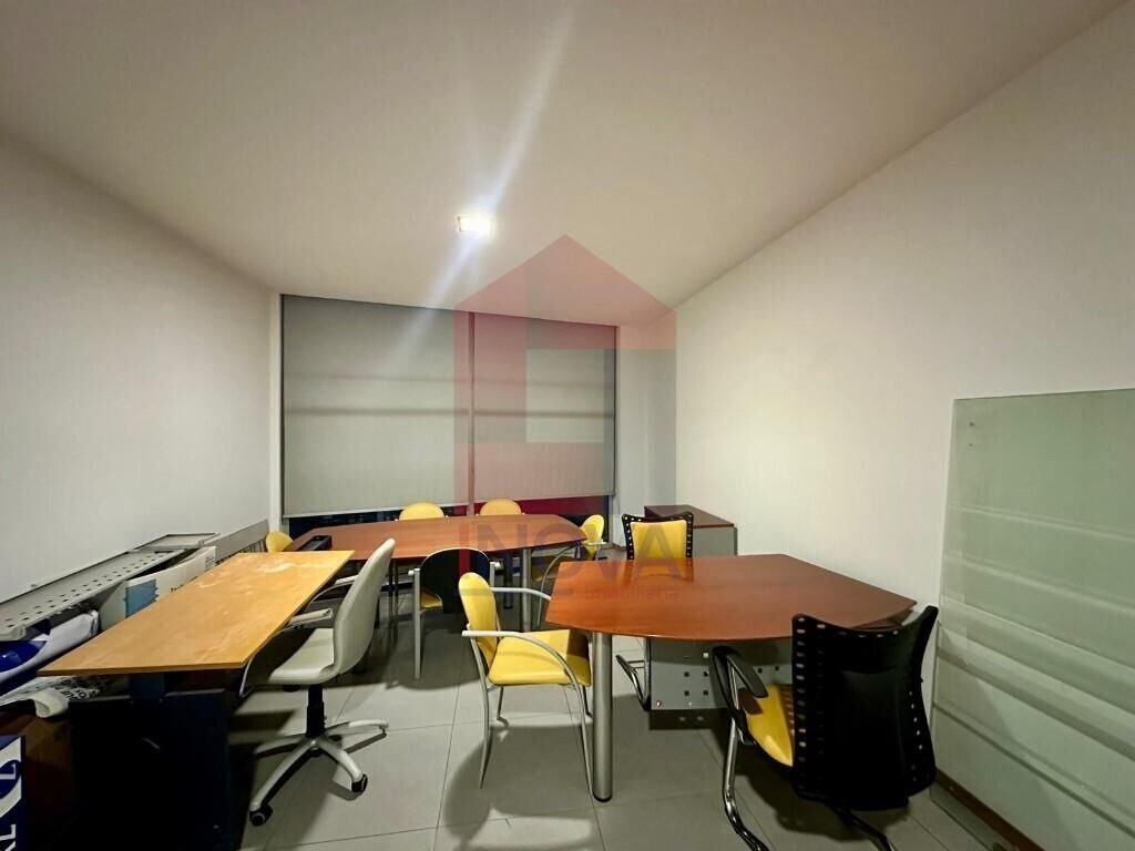 Altro a Valbom (Sao Pedro), Passo e Valbom (Sao Martinho), Braga, Portogallo 3 - 12912923