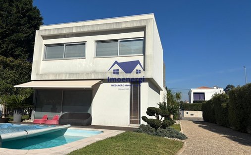 House in Arvore, Porto District, Portugal 1