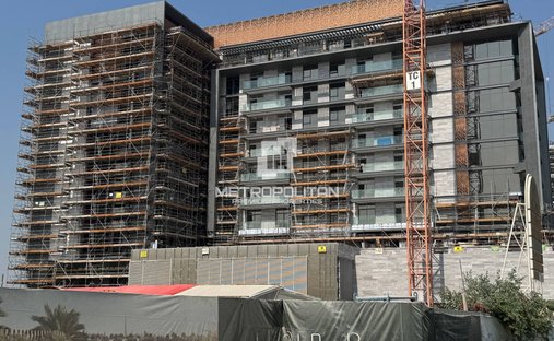 Apartamento en Hadaeq Sheikh Mohammed Bin Rashid, Dubái, Emiratos Árabes Unidos 1