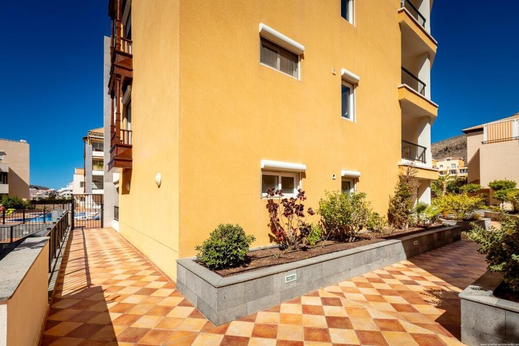 House in Los Cristianos, Canary Islands, Spain 5 - 16531387