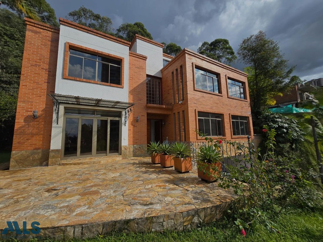 House in Medellín, Antioquia, Colombia 1 - 16531349
