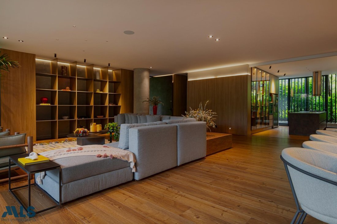Apartment in Medellín, Antioquia, Colombia 2 - 16531340
