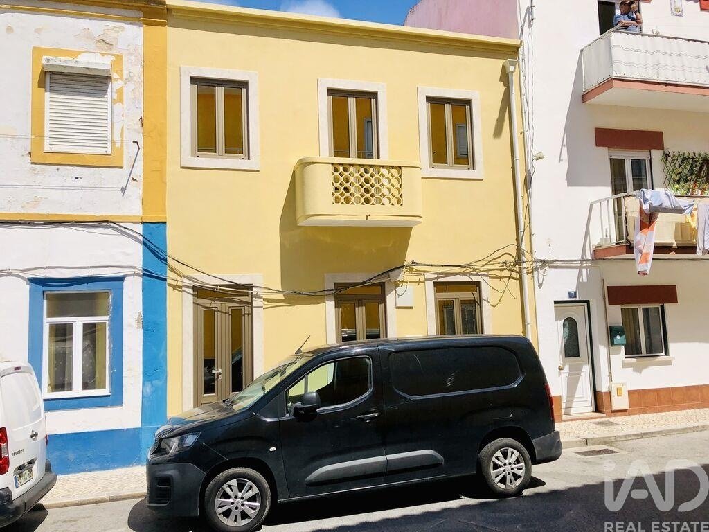 Townhouse in Nazare, Leiria District, Portugal 1 - 15912073