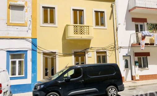 Townhouse in Nazare, Leiria District, Portugal 1