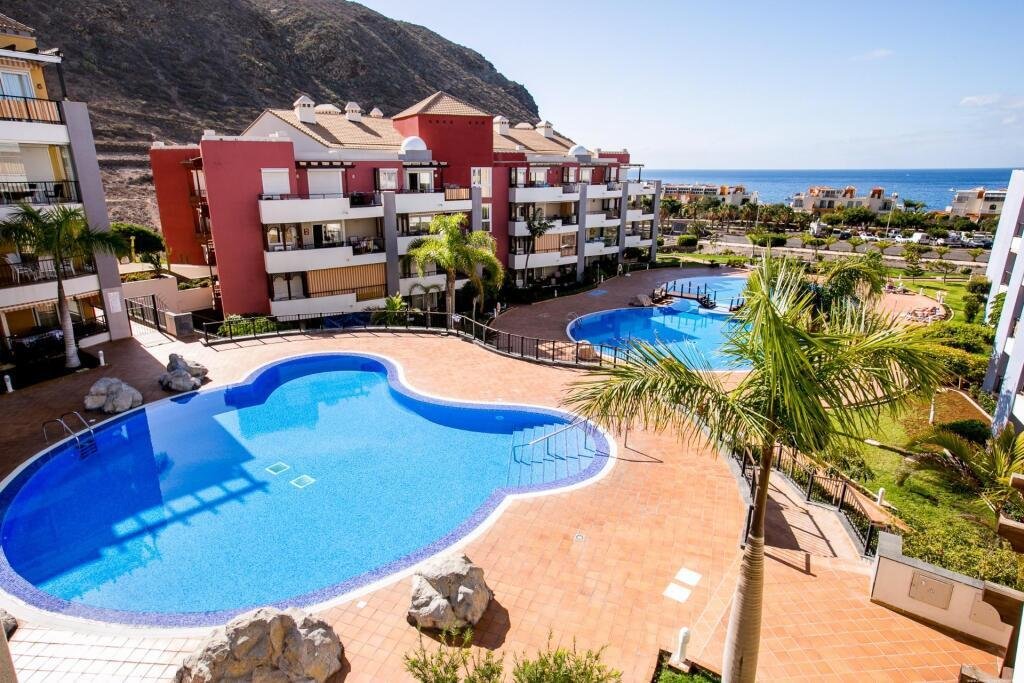 House in Los Cristianos, Canary Islands, Spain 1 - 16531387