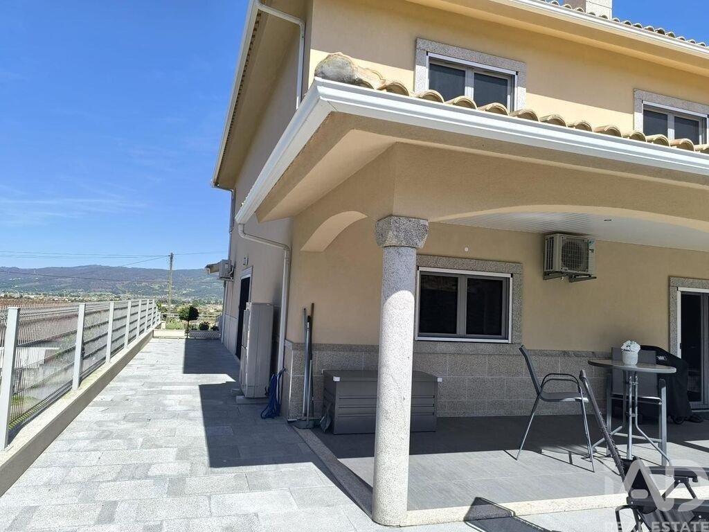 Townhouse in Santa Maria Maior, Vila Real District, Portugal 5 - 15739913