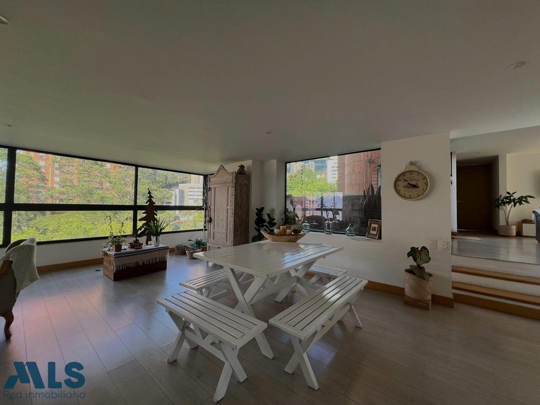 Apartment in Medellín, Antioquia, Colombia 2 - 16531336