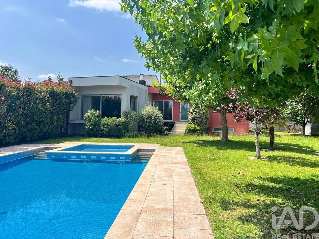 Townhouse in Silvares, Pias, Nogueira e Alvarenga, Porto District, Portugal 1 - 16038164