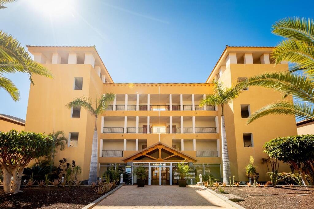 House in Los Cristianos, Canary Islands, Spain 4 - 16531387