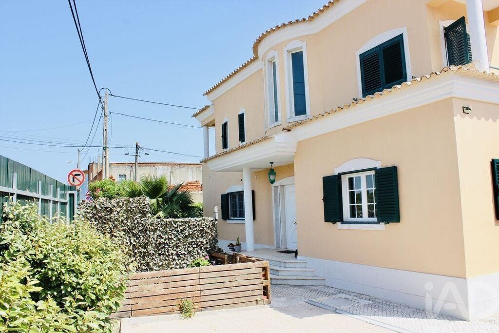 Townhouse in Alhos Vedros, Setubal, Portugal 1 - 15102686