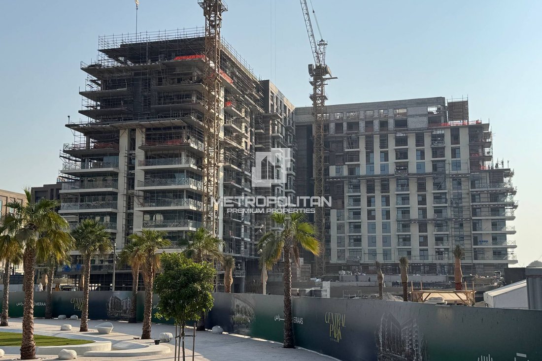 Apartment in City Walk, Dubai, United Arab Emirates 1 - 15099734