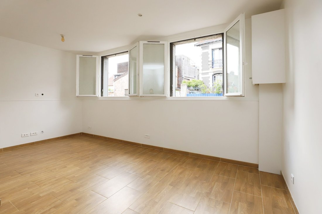 House in Arrondissement of Bobigny, Ile-de-France, France 1 - 16532538