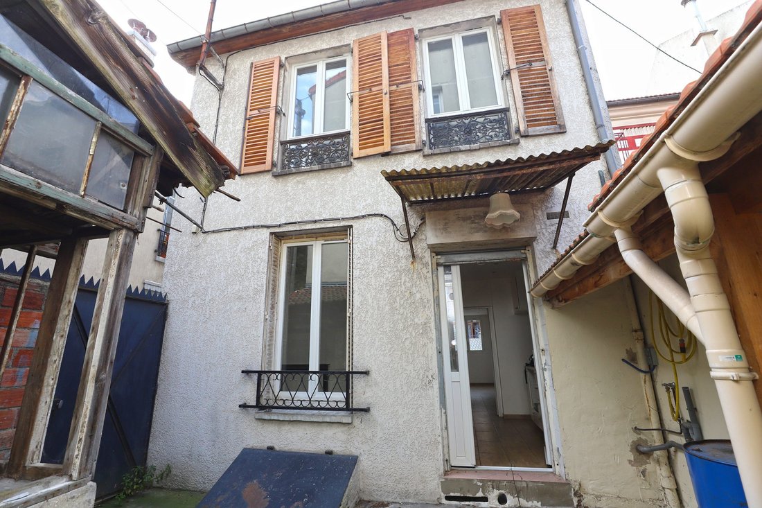 House in Arrondissement of Bobigny, Ile-de-France, France 2 - 16532538