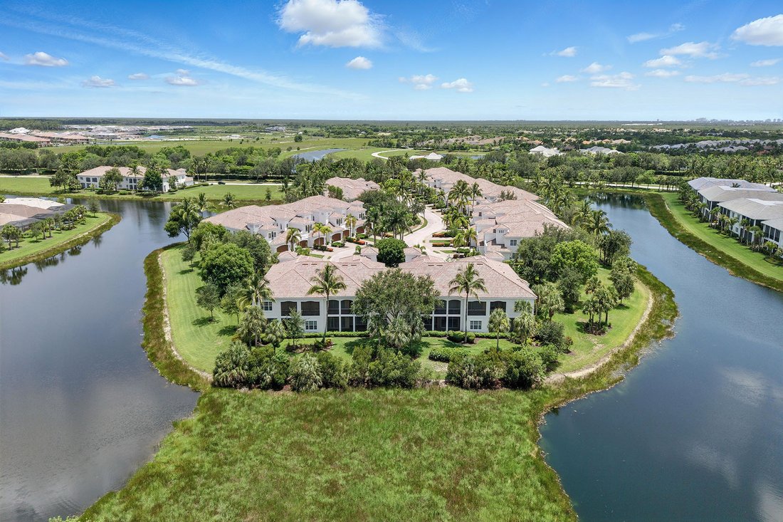 Condo in Naples, Florida, United States 1 - 16531837