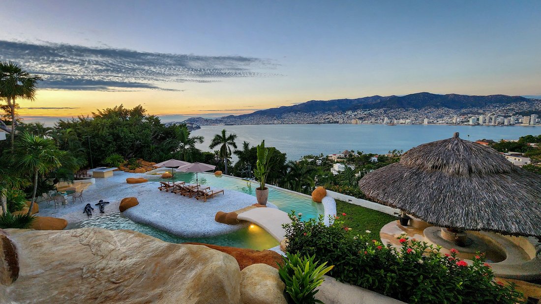 Villa in Acapulco, Guerrero, Mexico 1 - 16531924
