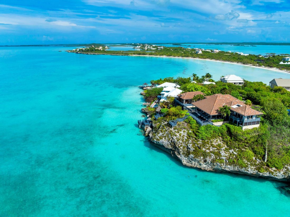 Villa in Wheeland Settlement, Caicos Islands, Turks and Caicos Islands 2 - 16531925
