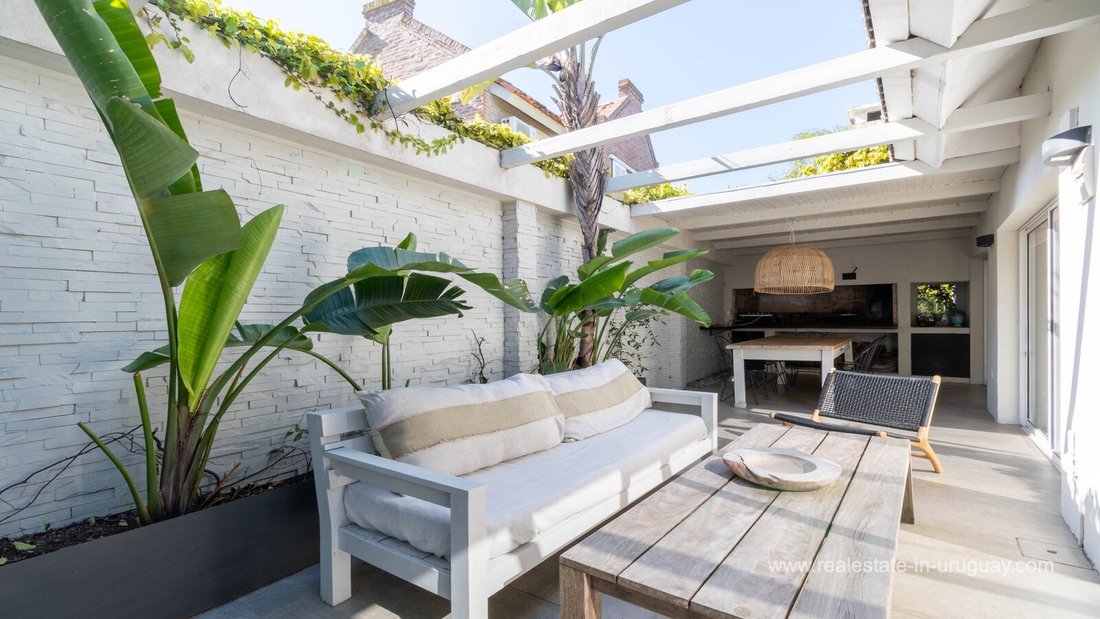 Villa in Montevideo, Departamento de Montevideo, Uruguay 5 - 16533880