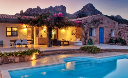 Villa in San Pantaleo, Olbia, Italien 1