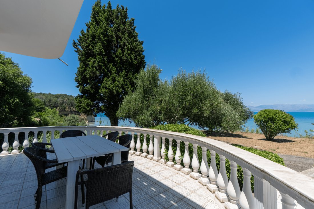 Villa in Northern Corfu, Peloponnese, Western Greece and the Ionian, Griechenland 3 - 15874259