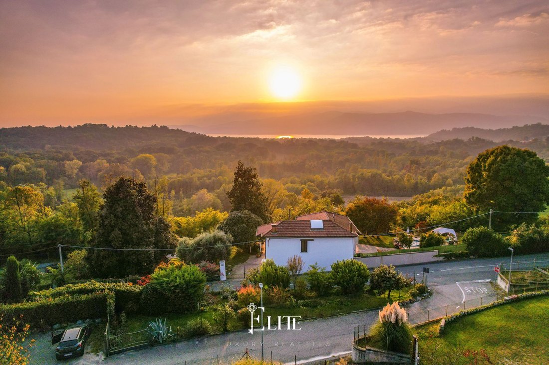 Villa in Besozzo, Lombardy, Italy 4 - 16532951
