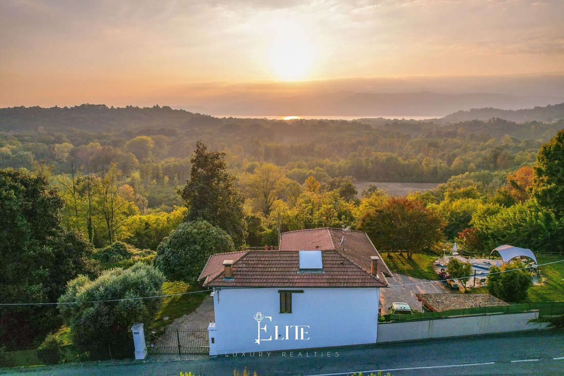 Villa in Besozzo, Lombardy, Italy 5 - 16532951