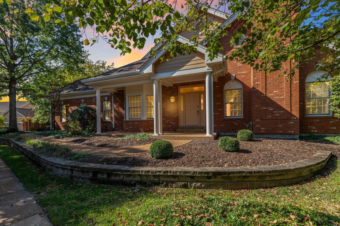 Condo in Creve Coeur, Missouri, United States 1 - 16537054