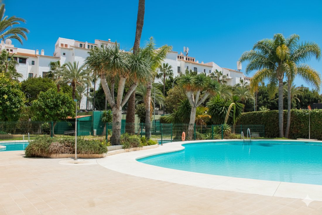 Apartment in Puerto Banus, Marbella, Spain 3 - 16536642